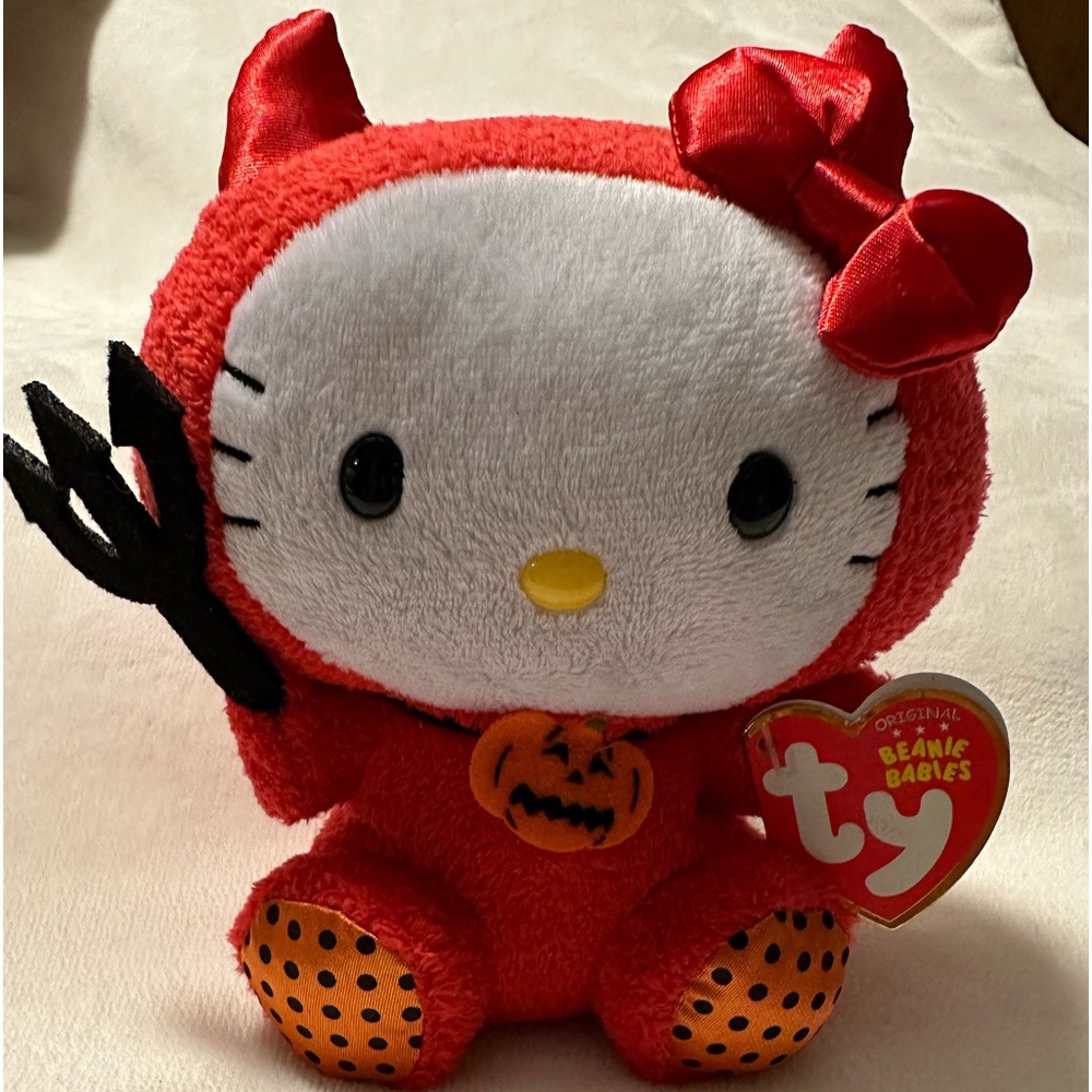 TY HELLO KITTY 2011 BEANIE BABY IN RED DEVIL COSTUME - Has Ty Hang tag